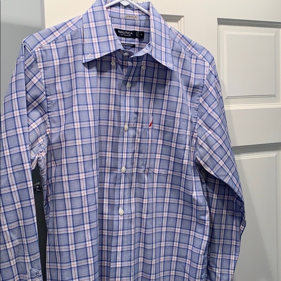 Bundle of blue nautica dress shirts! Like new - Picture 4 of 8